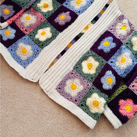 Colorful Crochet Cardigan with Floral Squares - Picture 4 of 7